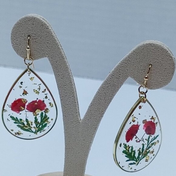 5/$25 NEW Unique Dried Flower Drop Earring Handmaking Epoxy Resin, Red - Picture 6 of 6